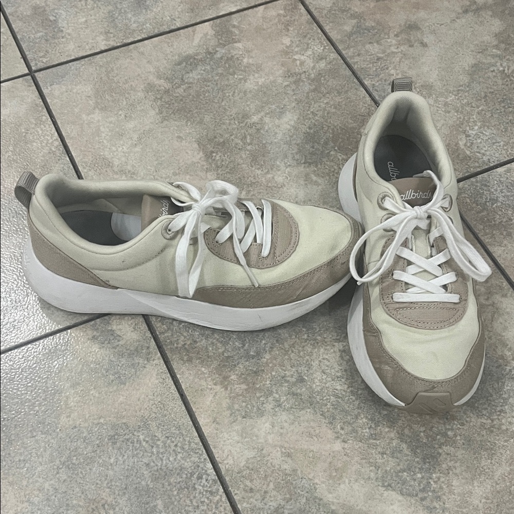 Allbirds Cream and Tan Casual Sneakers